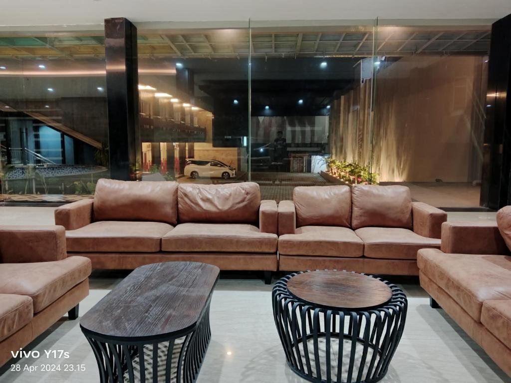 Posezení v ubytování Grand Cahaya Hotel Pangandaran
