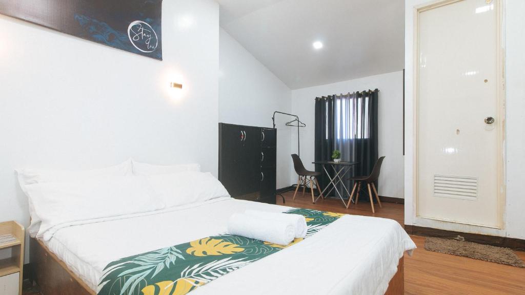 Stay Inn Station 1 Boracay by RedDoorz - Family Room