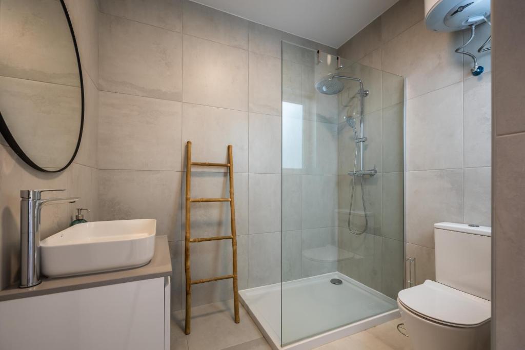 Koupelna v ubytování Charming and new Penthouse close to Mosta Dome by SF HOMES