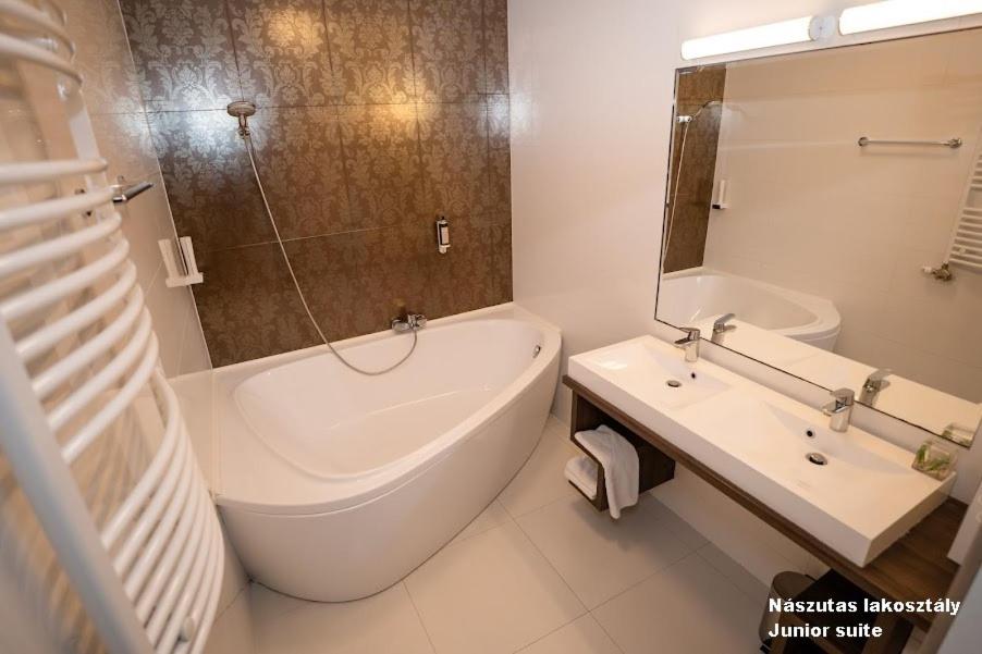 
Junior Suite with Balcony
