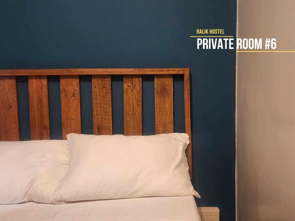 Ralik Hostel - Deluxe Double Room