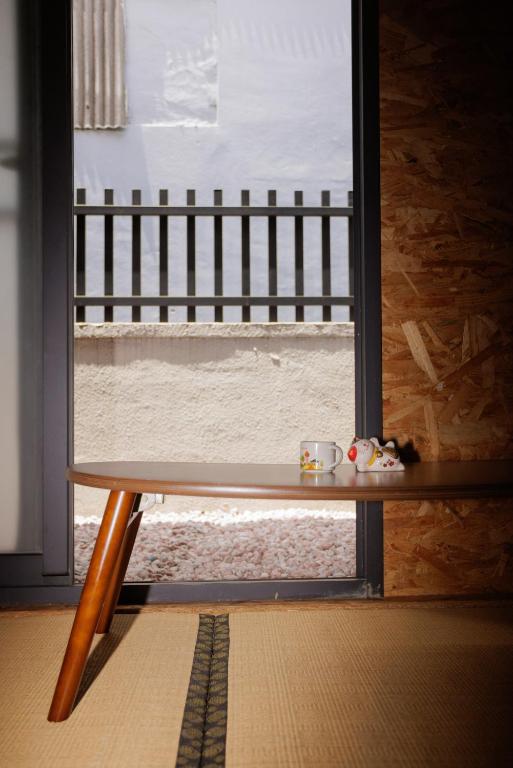 赤樓古巷民宿 6-12人可包棟 - Japanese-Style Quadruple Room