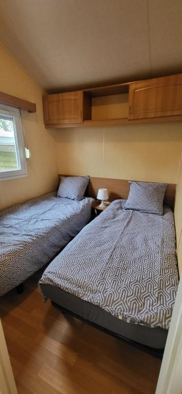 Postel nebo postele na pokoji v ubytování Chez Bernard