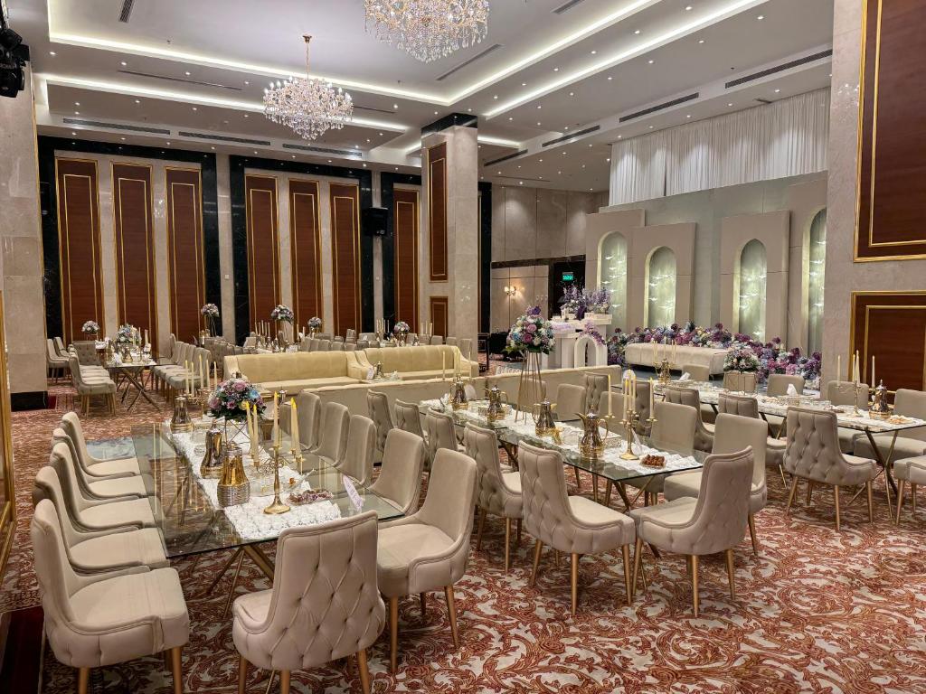 Restaurace v ubytování Rosemond Al Hamra