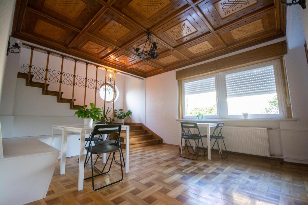 Fotografie z fotogalerie ubytování Tesla house v Lublani