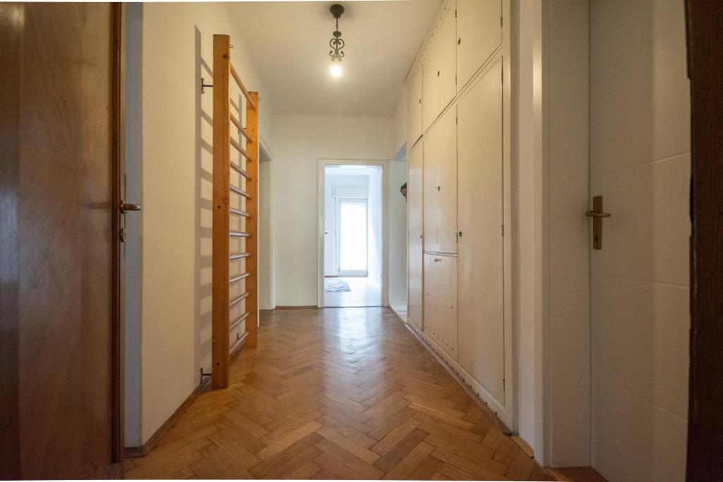 Fotografie z fotogalerie ubytování Tesla house v Lublani