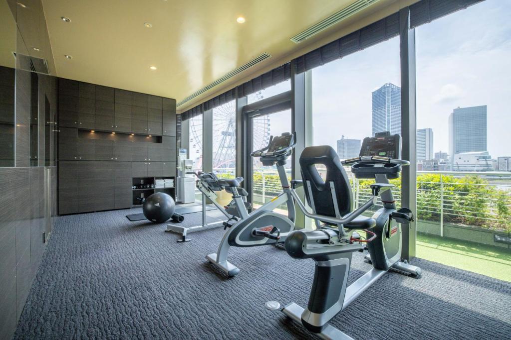 Fitness centrum a/nebo fitness zařízení v ubytování The Yokohama Bay Hotel Tokyu