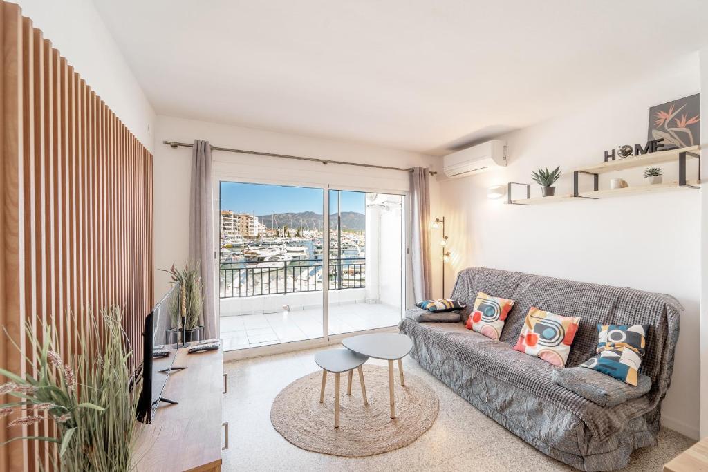 WELCS APARTAMENTO 100 EMP con vistas al canal