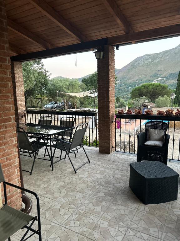 Nespecifikovaný výhled na hory nebo výhled na hory při pohledu z apartmánu