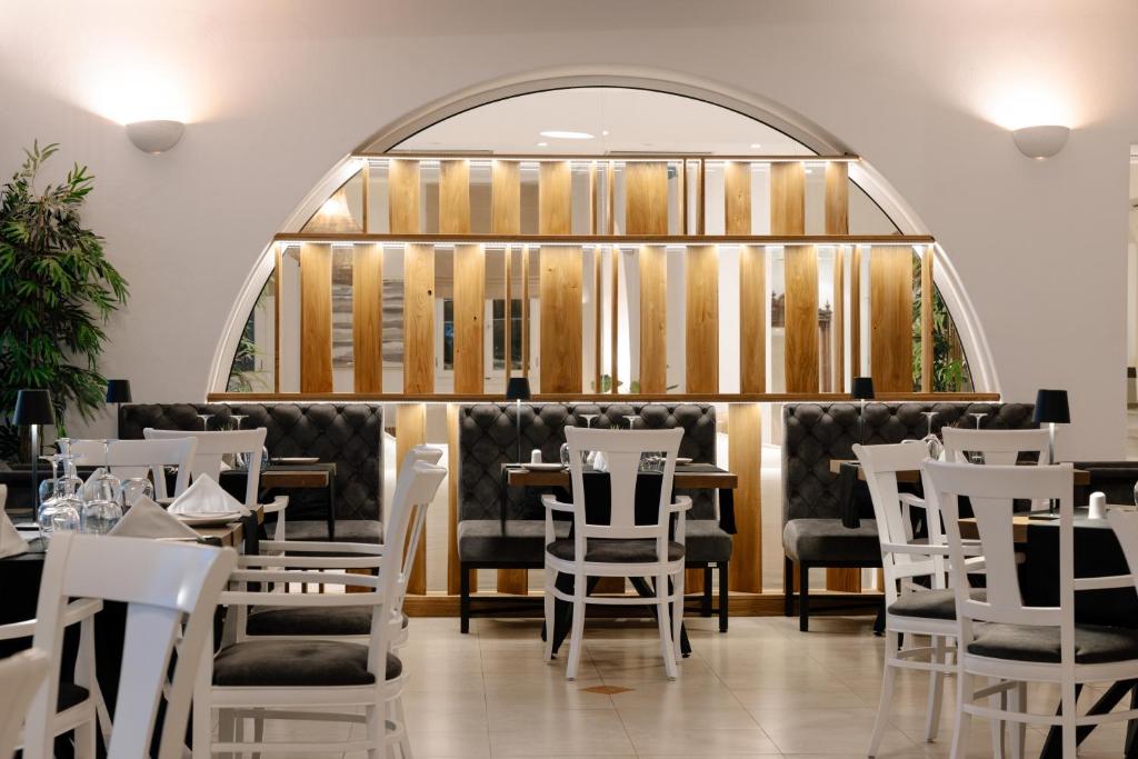 Restaurace v ubytování Paros Agnanti Resort & Spa