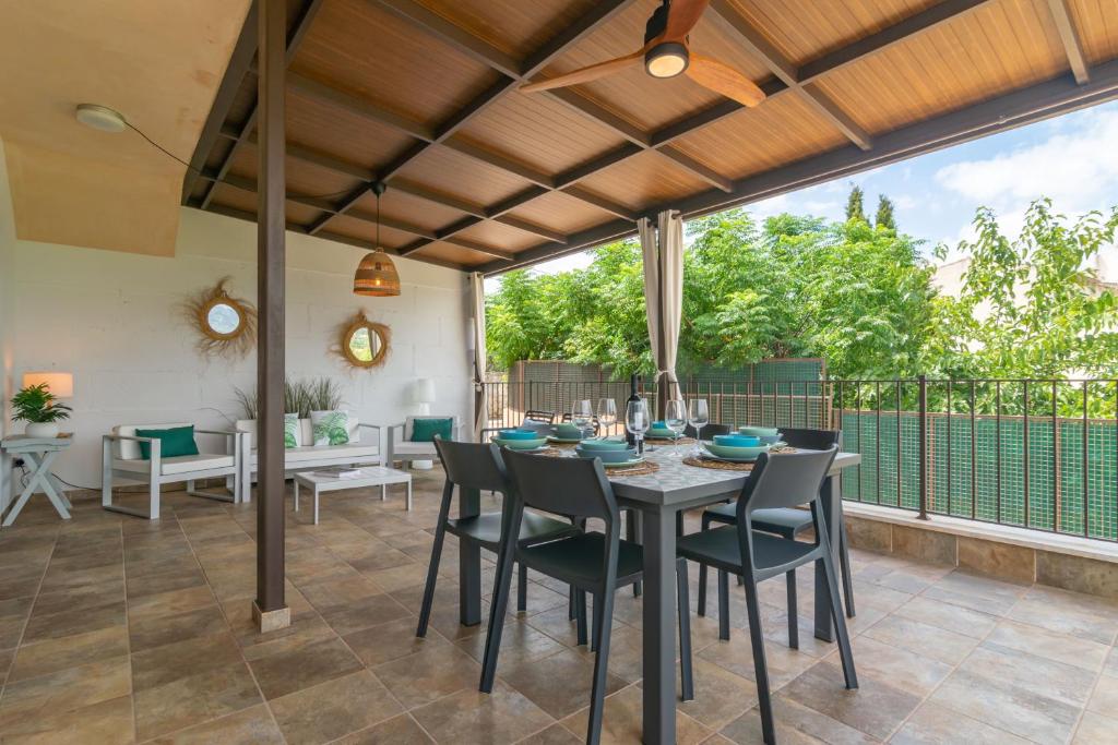 A balcony or terrace at Can Jaume Fuster