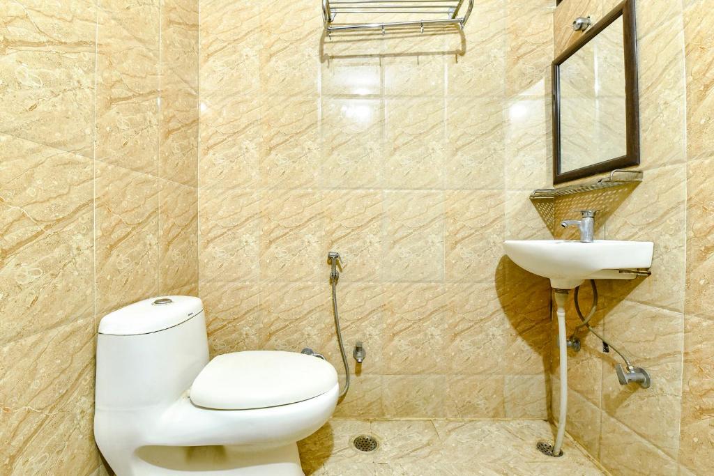 Koupelna v ubytování FabHotel Prestige Elite - Nashik Road