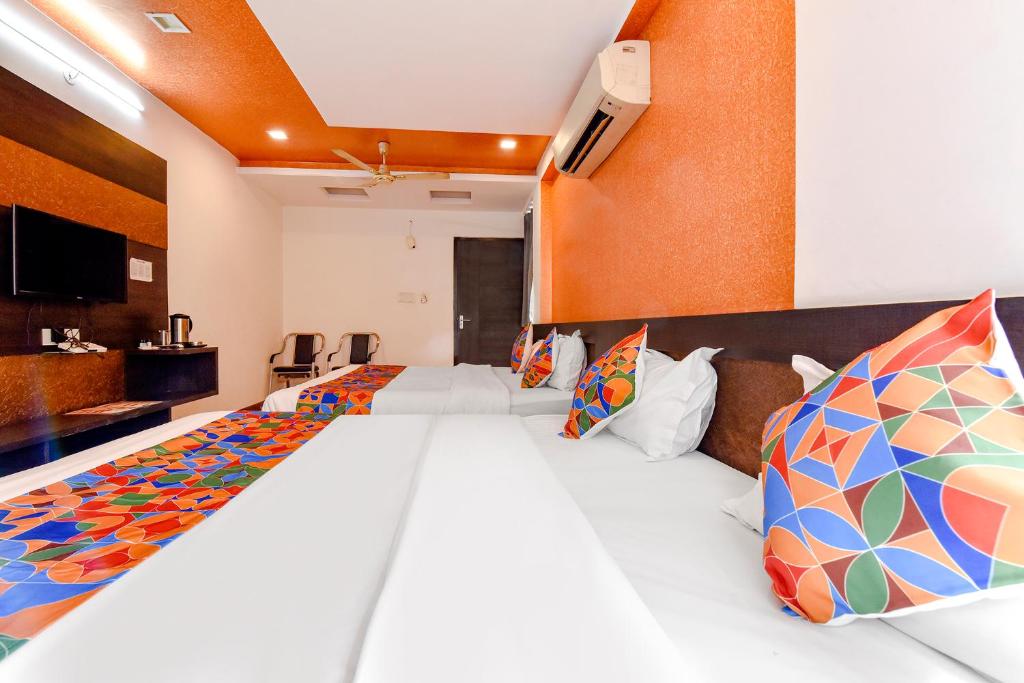 Posezení v ubytování FabHotel Prestige Elite - Nashik Road