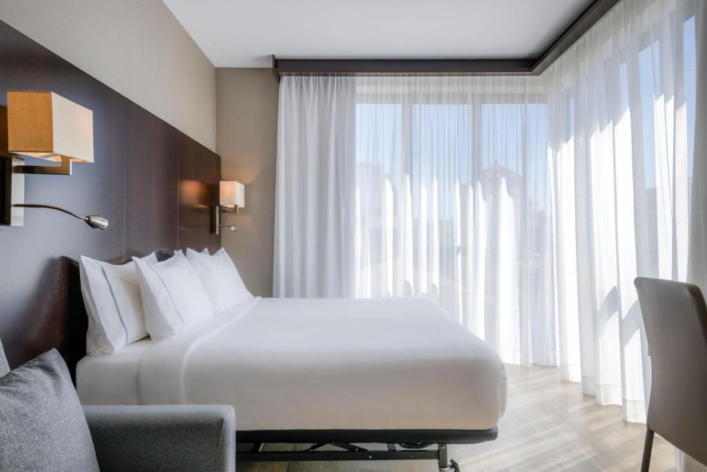 AC Hotel Ciutat de Palma by Marriott - Resim 20