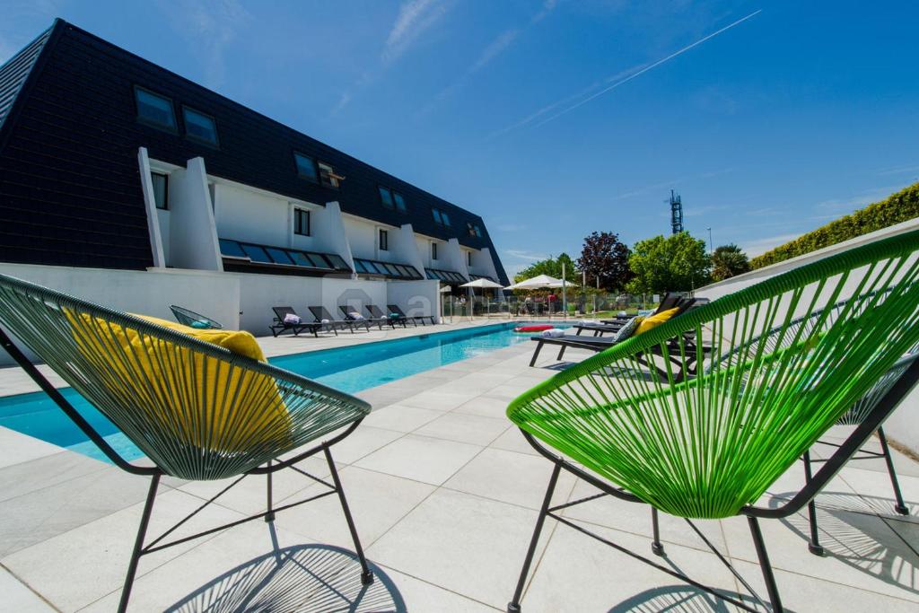 Bazén v ubytování Ibis Styles Toulouse Labège nebo v jeho okolí