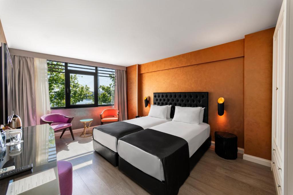 Istanbul Golden City Hotel - Deluxe Double Room With City View