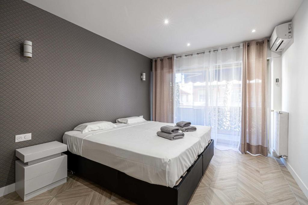 Photo de la galerie de l'établissement Amazing apartment - 2BR-6p, à Antibes