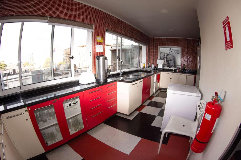 Kuchyň nebo kuchyňský kout v ubytování GUANAKO Hostel