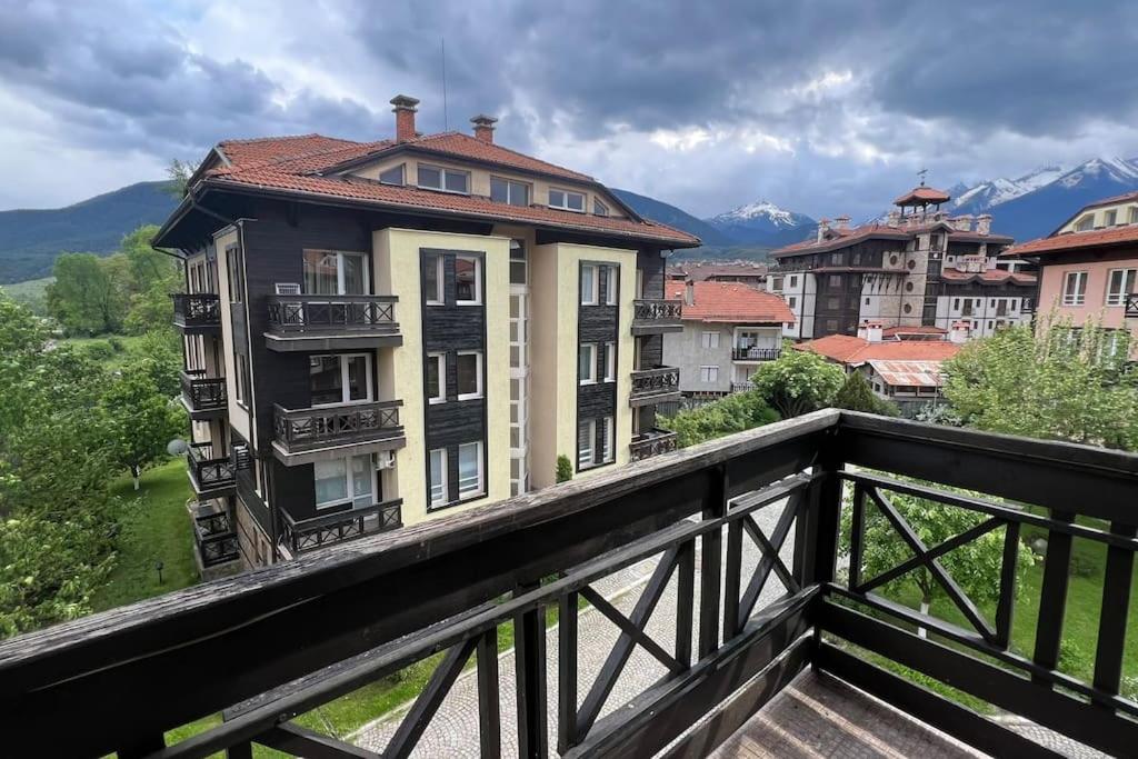 Nespecifikovaný výhled na hory nebo výhled na hory při pohledu z apartmánu