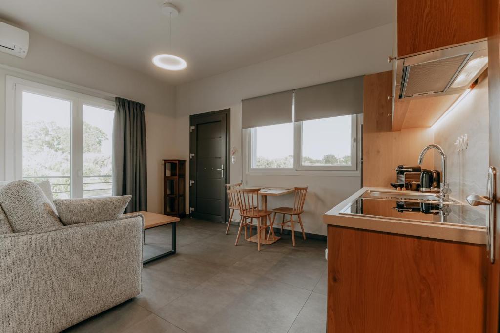 Kuchyň nebo kuchyňský kout v ubytování ALS COMFORT SUITES