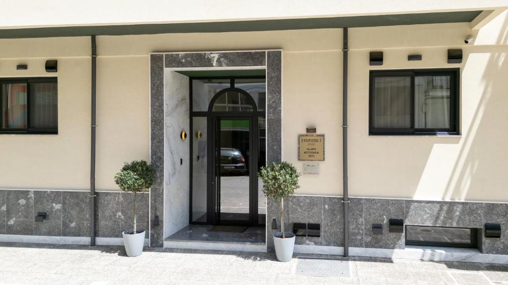 Evripidou 7 - Kalamata Mediterranean Suites - Resim 44