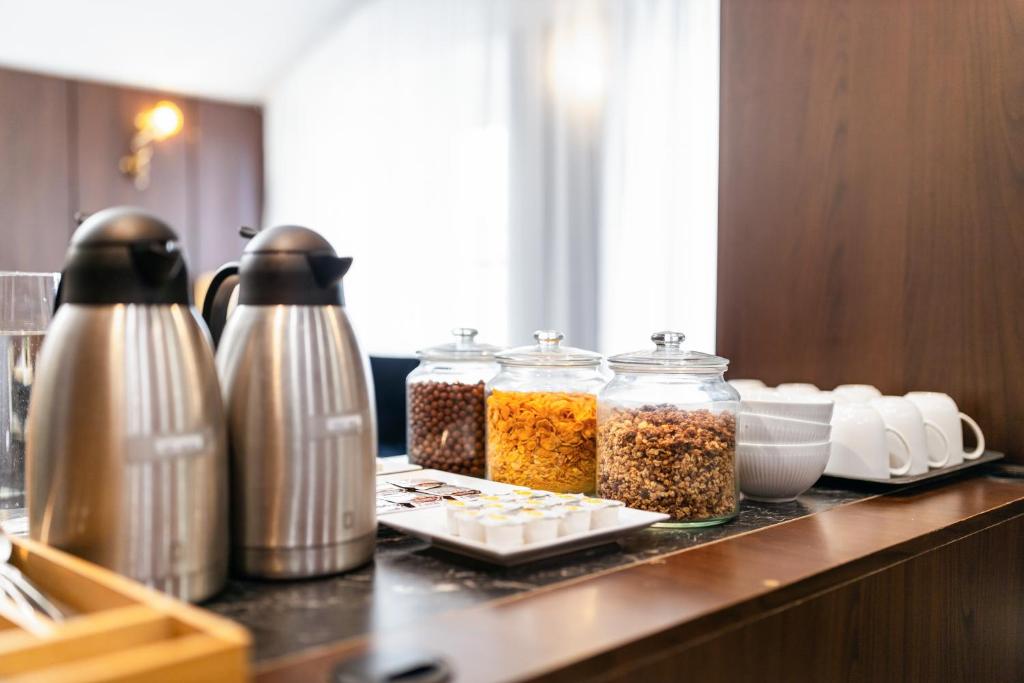 A1 Royal Plaza - Resim 13