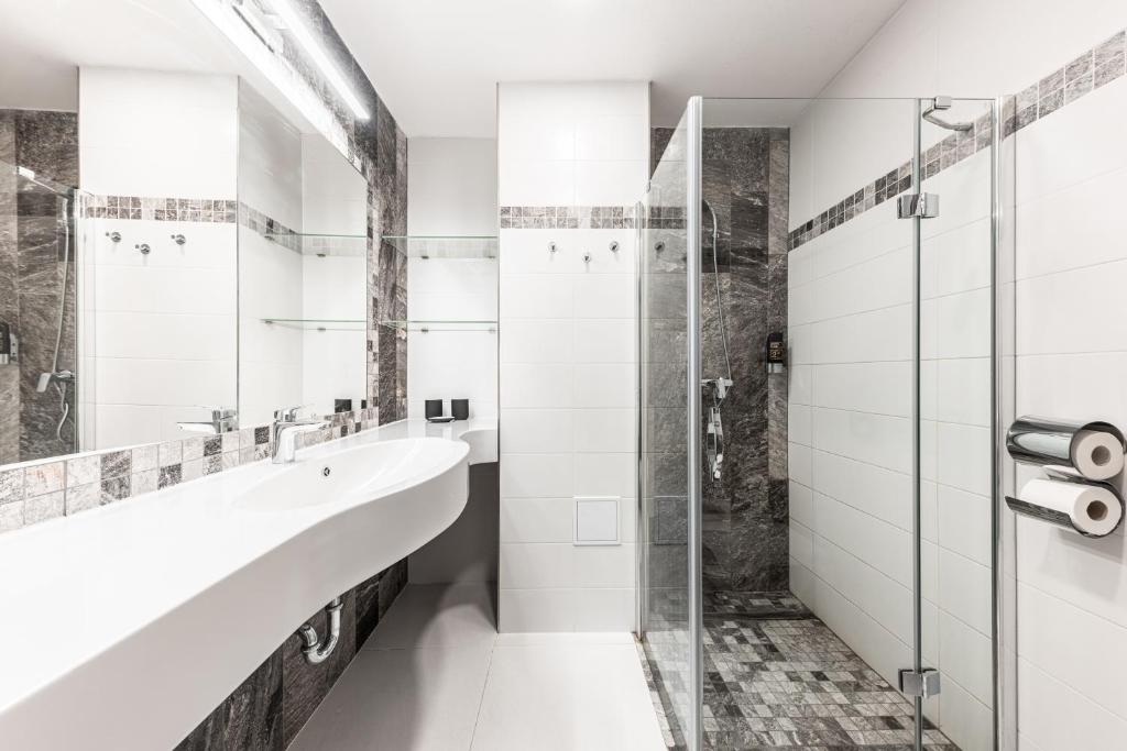 A1 Royal Plaza - Resim 3