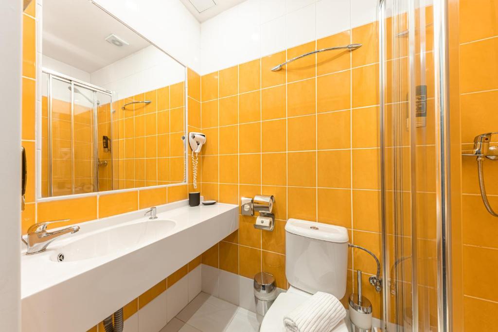 A1 Royal Plaza - Resim 14