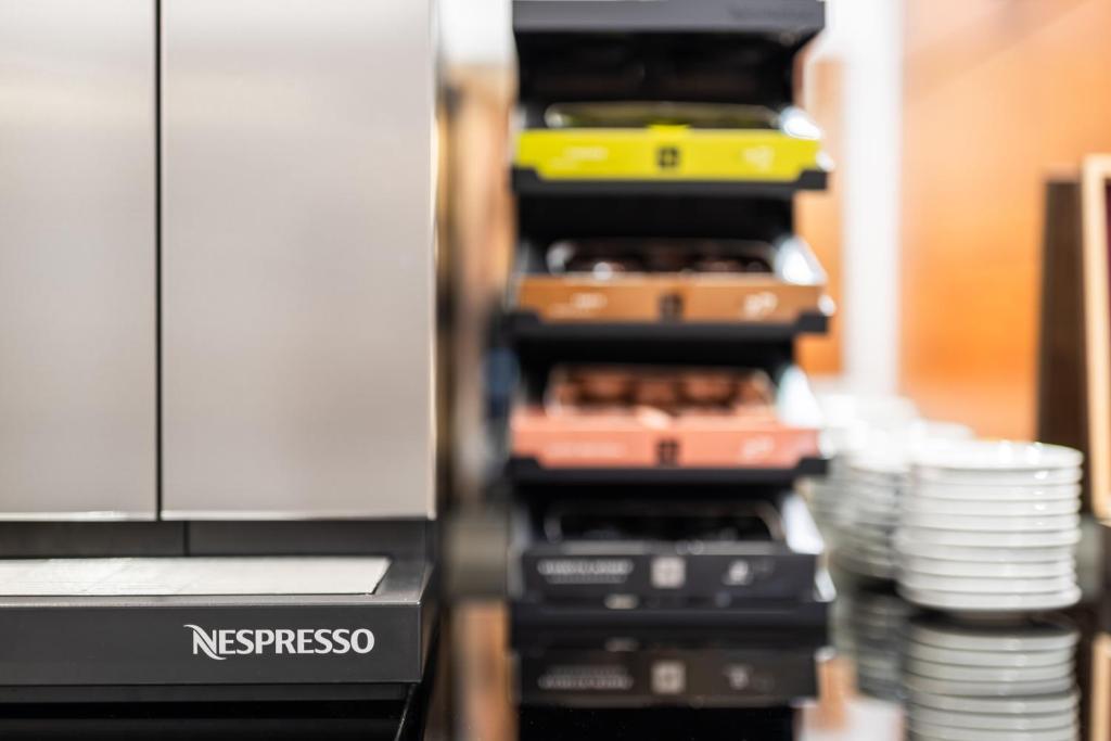 A1 Royal Plaza - Resim 18