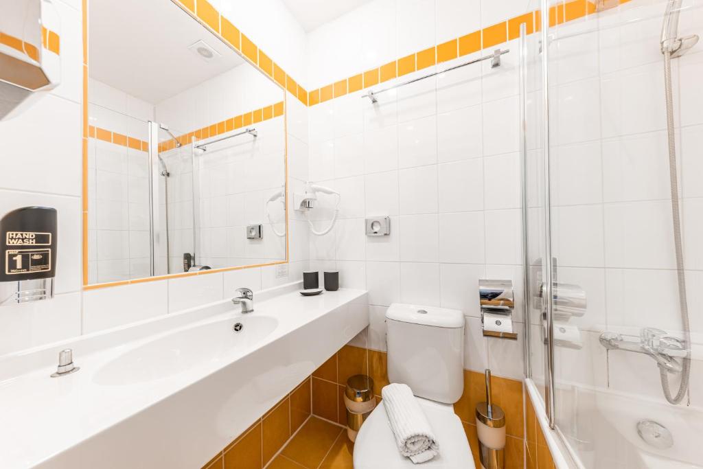 A1 Royal Plaza - Resim 22