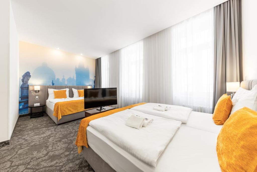 A1 Royal Plaza - Resim 25