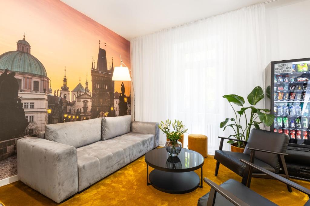 A1 Royal Plaza - Resim 37