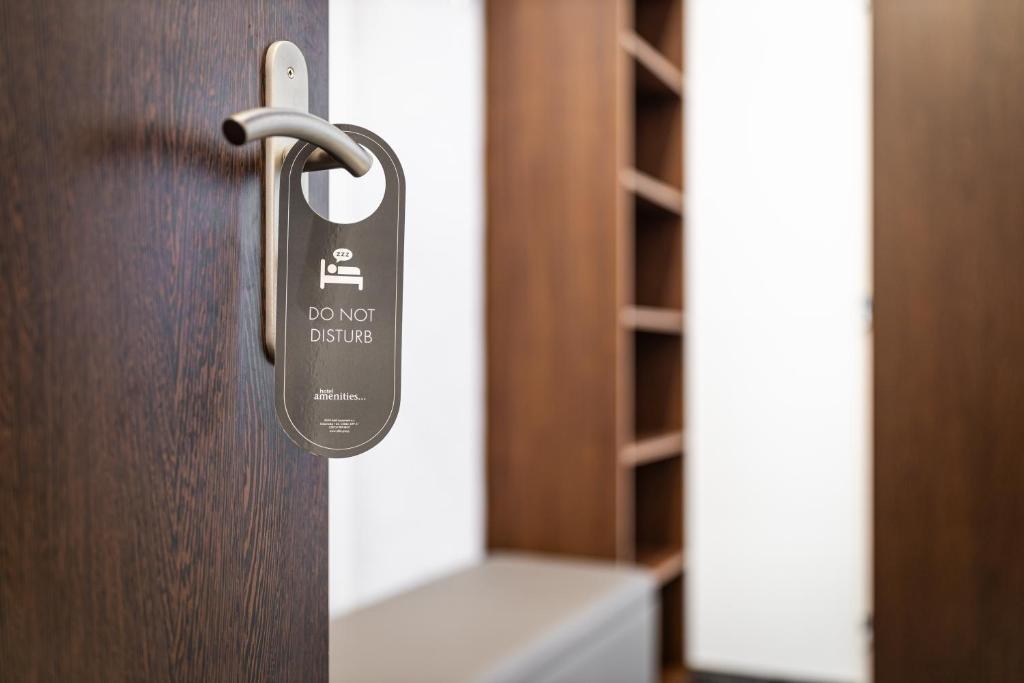 A1 Royal Plaza - Resim 35