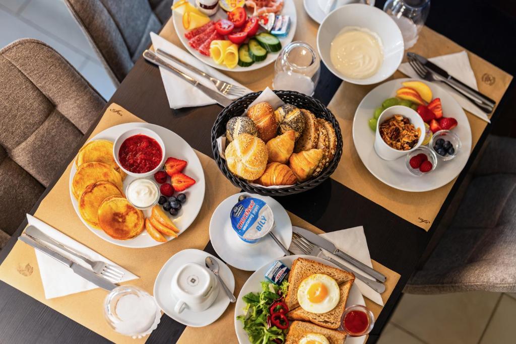 A1 Royal Plaza - Resim 32