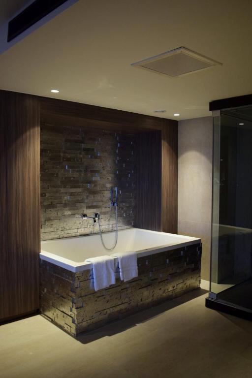 Van der Valk Hotel Hengelo - Suite With Sauna