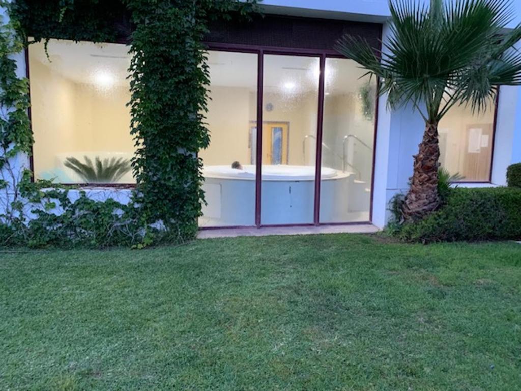 Zahrada ubytování Gorgeous 3 Bedrooms in Villa Natural Reserve Park!