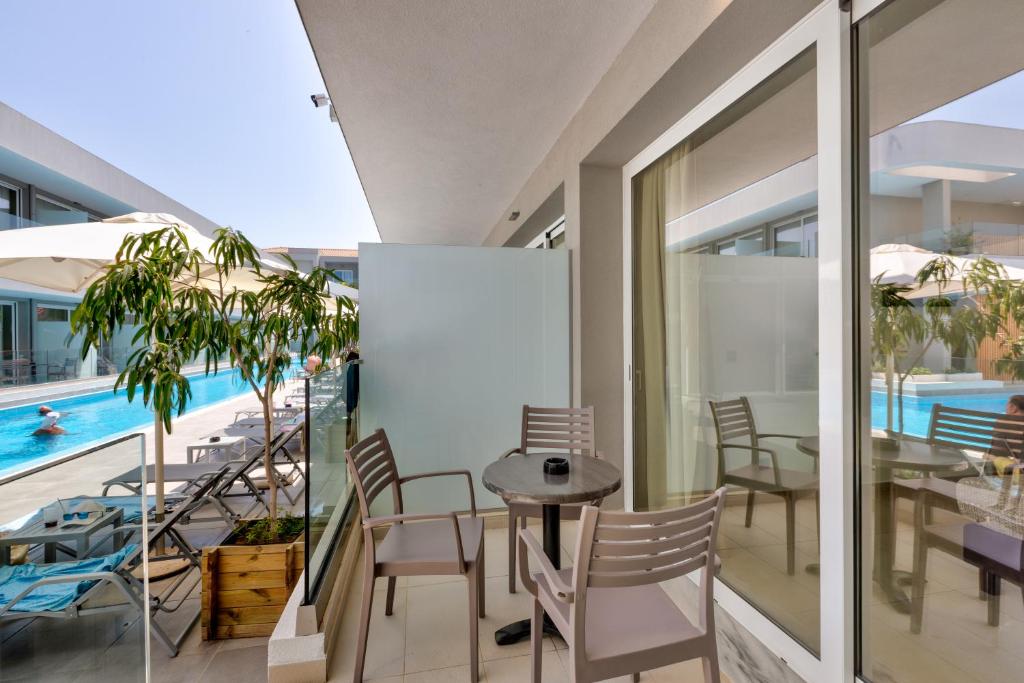 White Olive Premium Laganas - 19