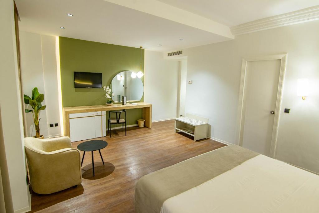 Hotel Ibn Khaldoun - Triple Chambre