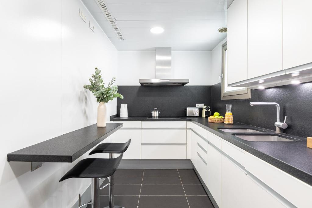 Aspasios Paseo de Gracia Apartments - 7