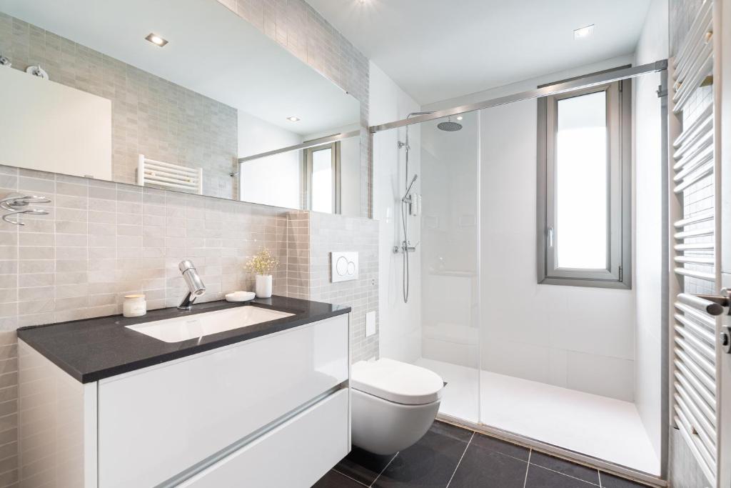 Aspasios Paseo de Gracia Apartments - 9