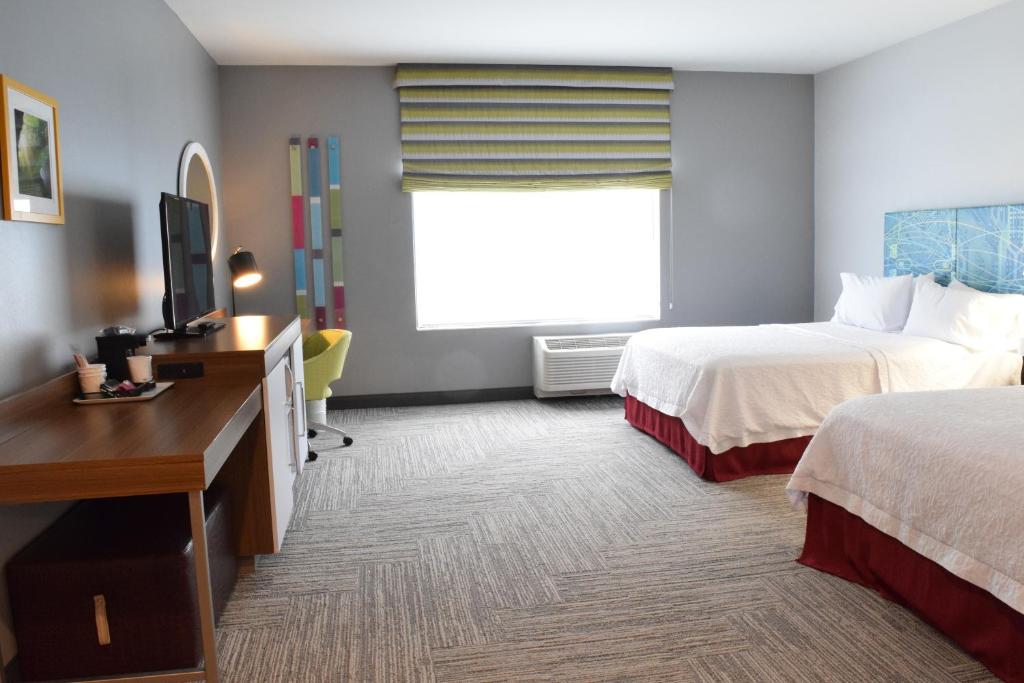 Postel nebo postele na pokoji v ubytování Hampton Inn Hamburg