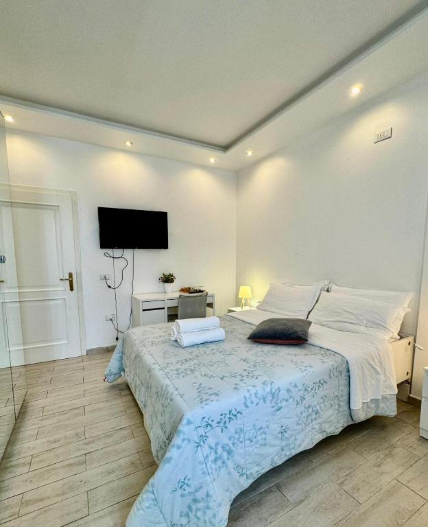 Modern Room with private bathroom, Trento (atjauninātas cenas 2024)
