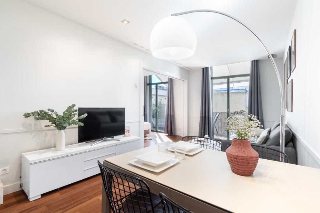 Aspasios Paseo de Gracia Apartments - 15