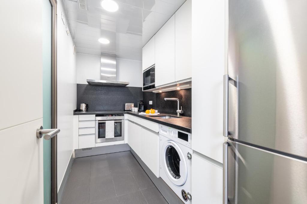 Aspasios Paseo de Gracia Apartments - 18