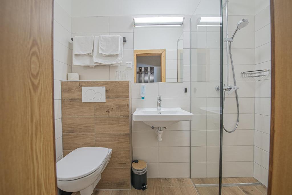 Koupelna v ubytování Haus Anni