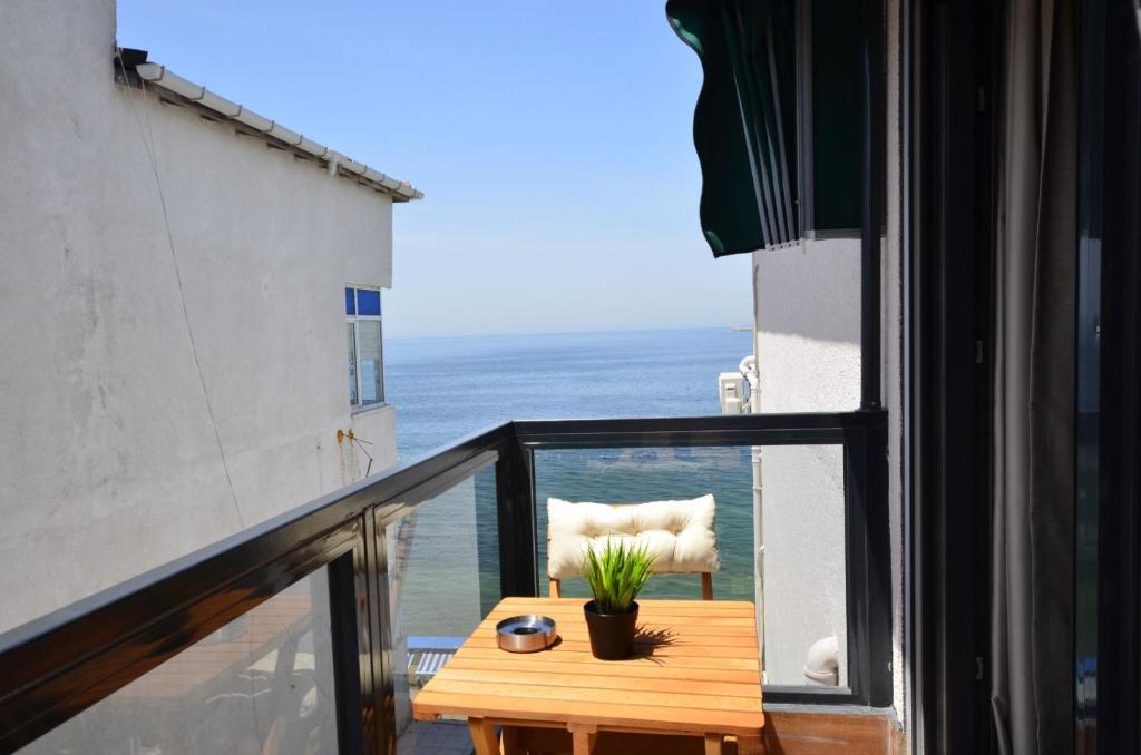 Foto dalla galleria di ADOS Otel a Isola di Marmara