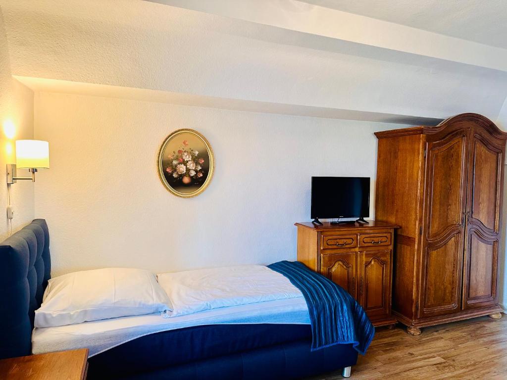 Altstadthotel Hayk am Rhein - Resim 8