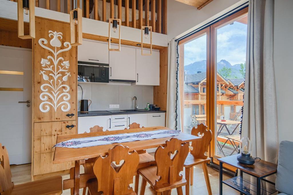 
Penthouse Apartment - no access to swimming pool and spa facilities
