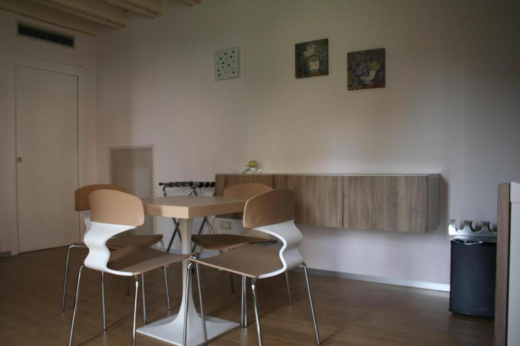 Bamboo Luxury B&B - 12