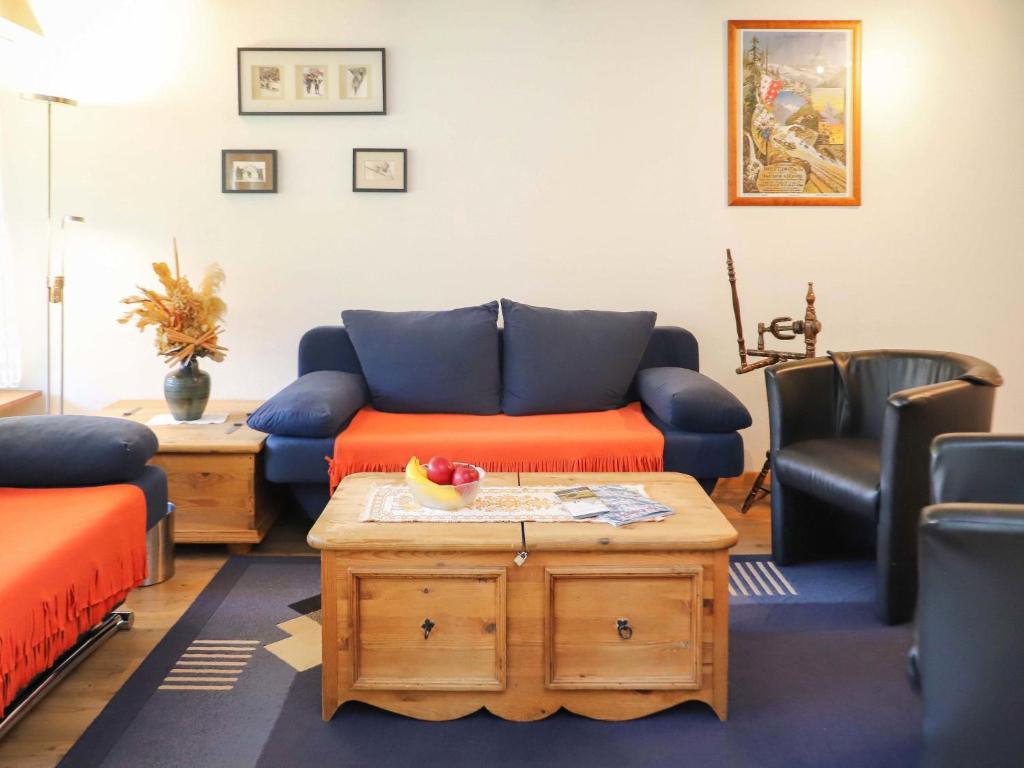 Posezení v ubytování Apartment Matten - Utoring-18 by Interhome
